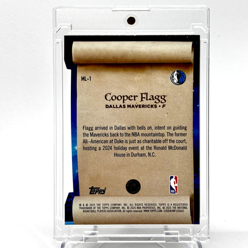 RC Cooper Flagg (Dallas Mavericks) Topps Holiday, holo Scroll, die-cut rookie
